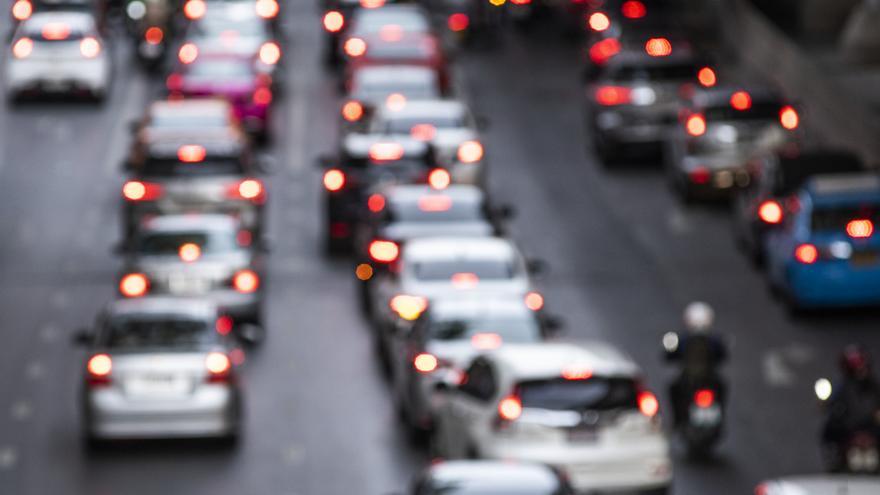 La DGT propone nuevas normas: dos personas por vehículo y pago diario por circular