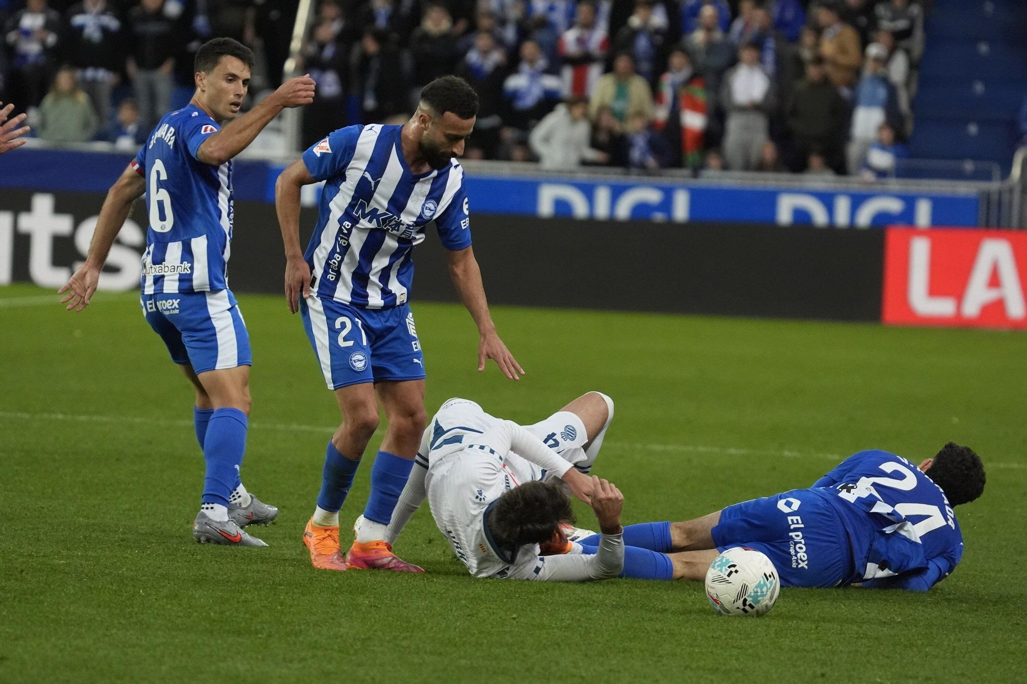 En imágenes: Todas las fotos del Alavés-Espanyol en Mendizorroza (2-1)