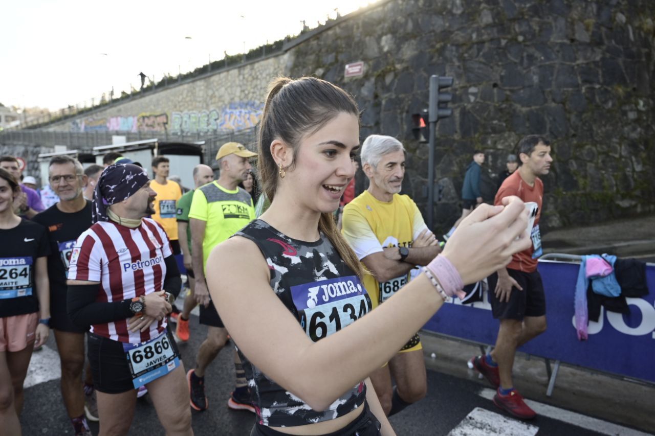 En imágenes: Ilusión y concentración en la salida de la Behobía- San Sebastían
