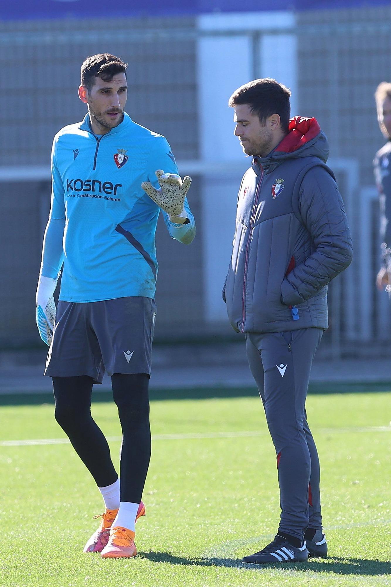 Fotos del entrenamiento de Osasuna (martes 18 de noviembre)