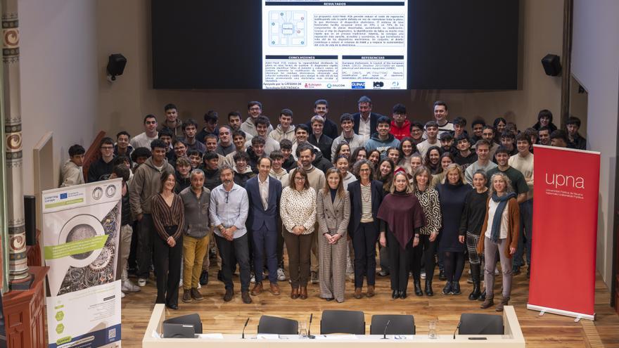 140 estudiantes de máster y FP participan en el primer Hackathon de ecodiseño en electrónica