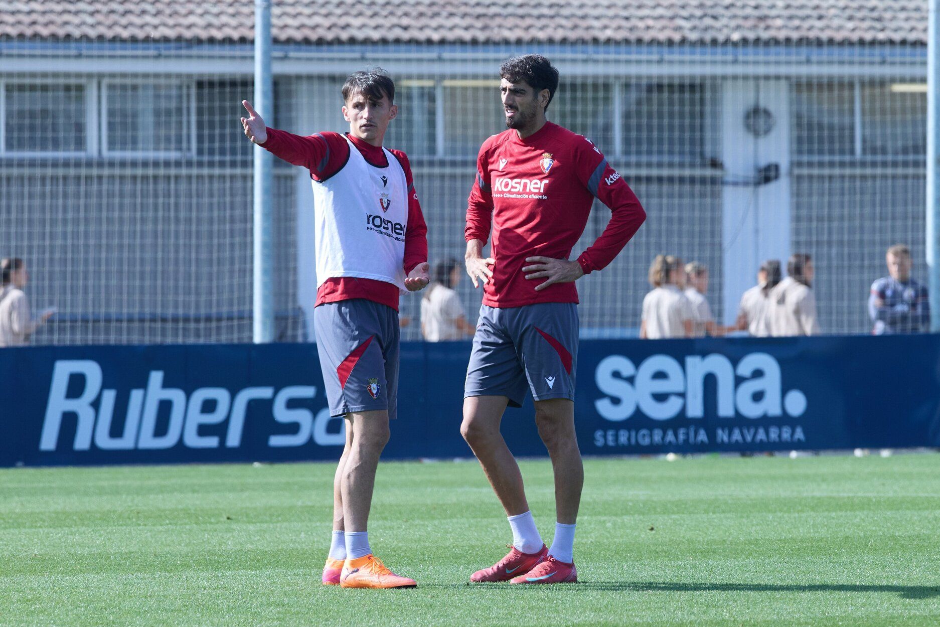 Fotos del entrenamiento de Osasuna (27/09/