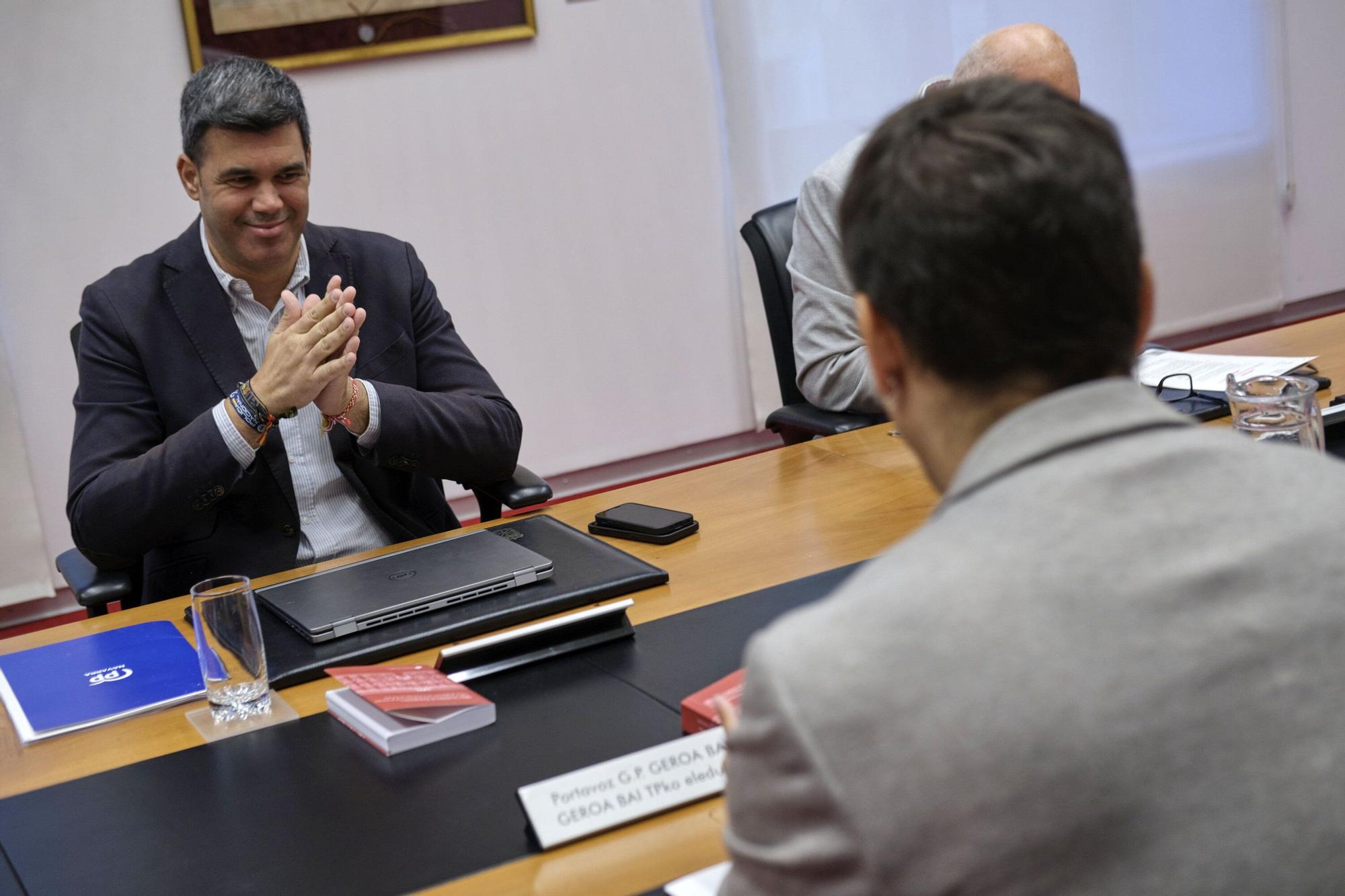 Mesa de Junta y Portavoces del Parlamento de Navarra, este lunes 6 de octubre