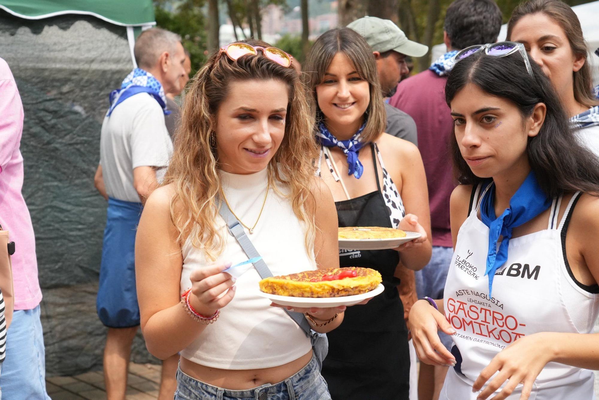 En imágenes: El certamen gastronómico de tortilla de patatas