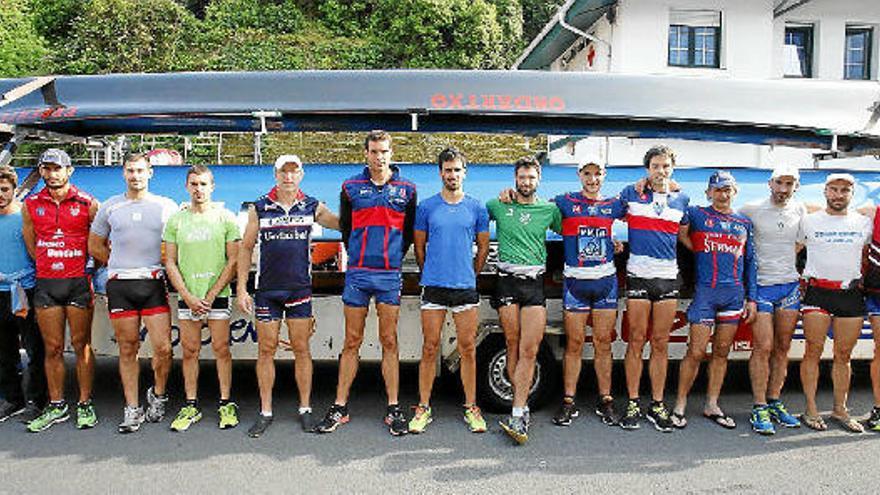 La plantilla de Urdaibai está llena de caras nuevas.