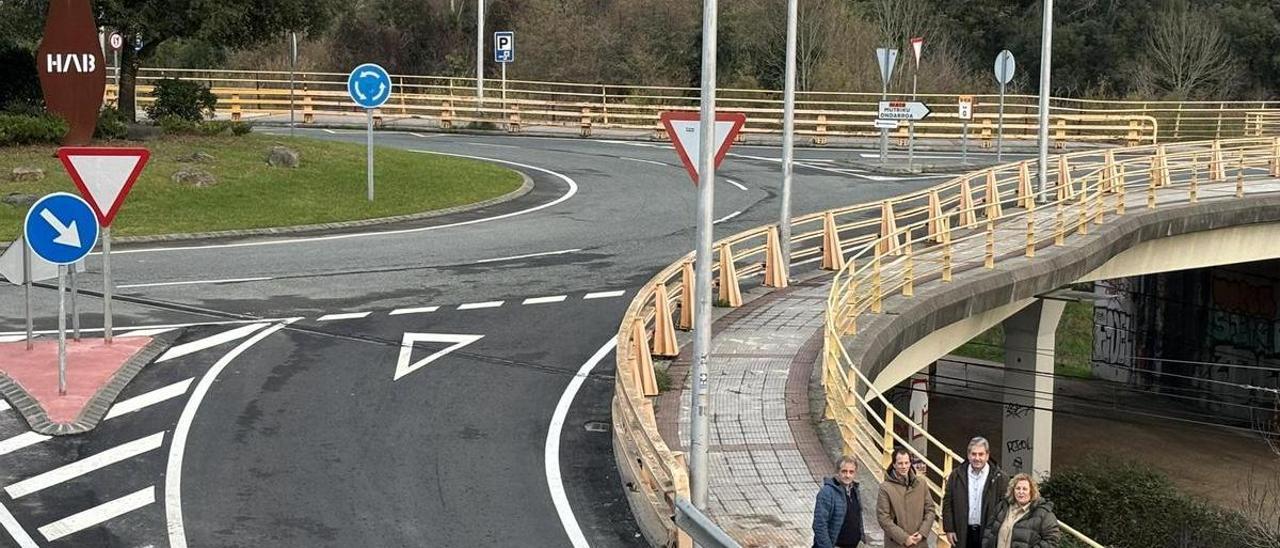 La rotonda de Artzabal de Deba cambia de cara para mejorar la convivencia entre viandantes y vehículos