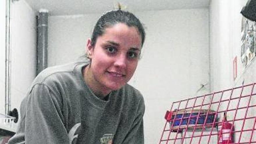 Ana María Román, en las instalaciones de Urreta.