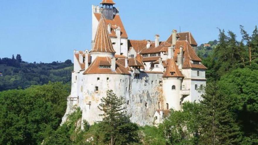 El &#039;castillo de Drácula&#039; ofrece a los turistas vacunas contra el covid