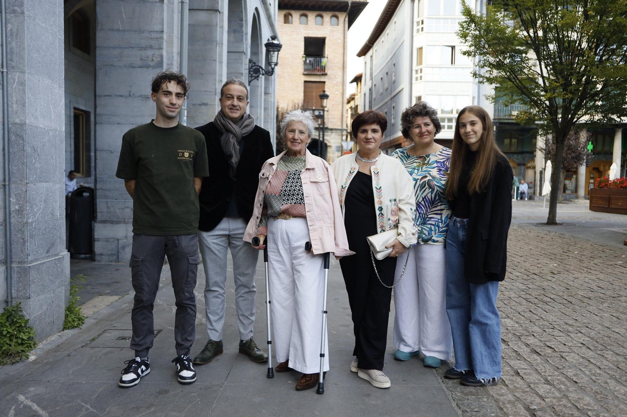 En imágenes: Entrega de los premios DEIA Laboral Kutxa Hemendik Sariak de la comarca Nerbioi-Ibaizabal