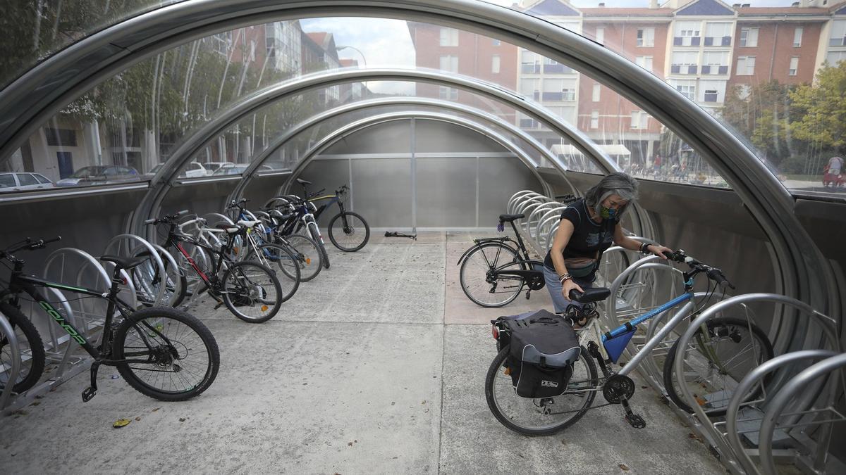 Parking de bicicletas en Pamplona.