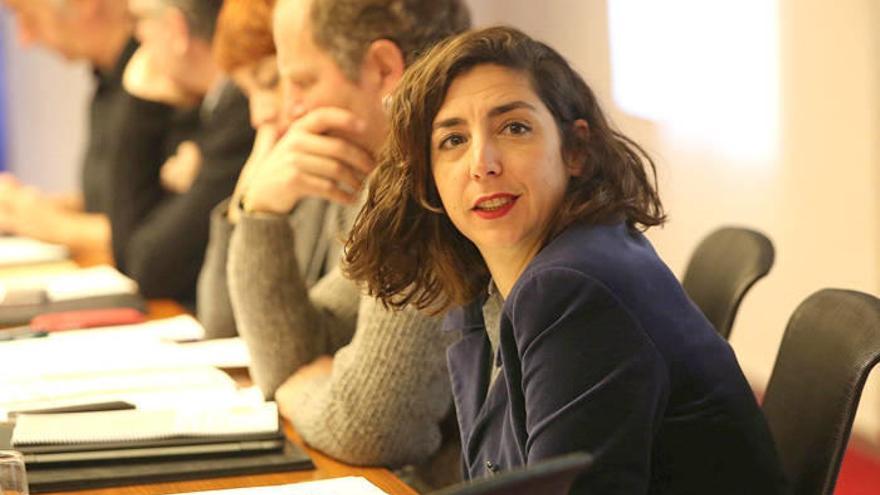 Laura Pérez, en la comisión de Relaciones Ciudadanas.