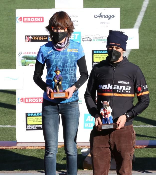 Atletas durante el 36 Campeonato Navarro de Cross Largo.