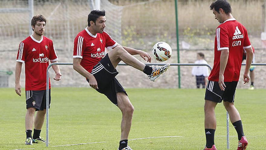 Urban confía en recuperar a Nekounam y Loties para el partido en Zaragoza