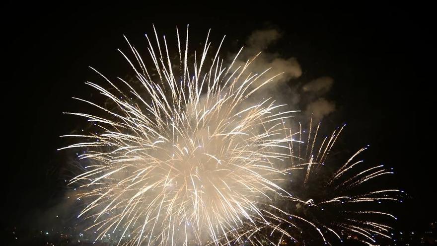 Encuesta: del 1 al 10, ¿qué puntuación les das a los fuegos de la Pirotecnia Zaragozana en la Semana Grande de Donostia?