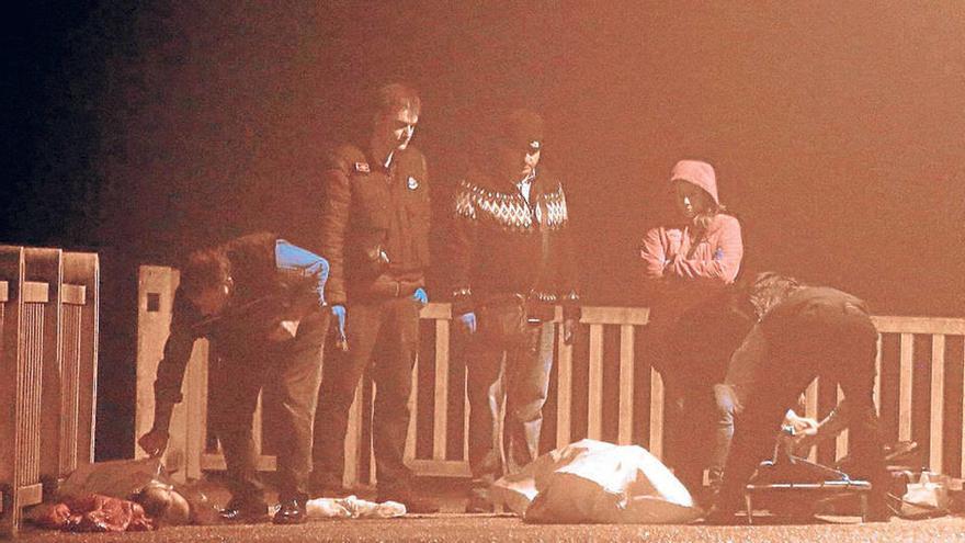 Dos vecinos de Gasteiz mueren tras ser arrastrados por una gran ola en Mutriku