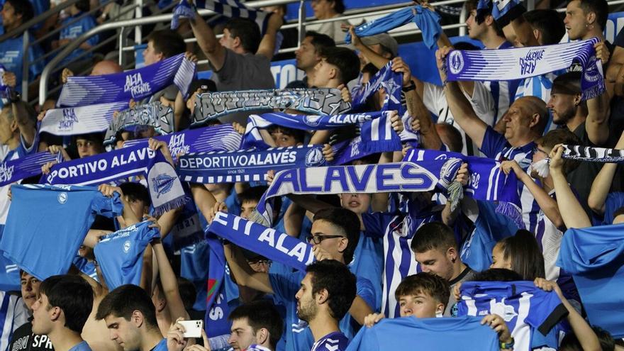 Más de 2.000 seguidores se suman a la marea albiazul