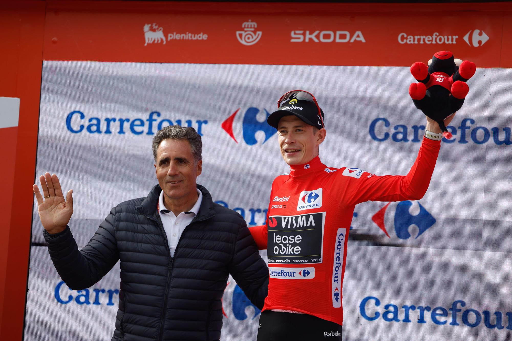 Fotos de la etapa navarra de La Vuelta 25 entre Sendaviva y Larra - Belagua