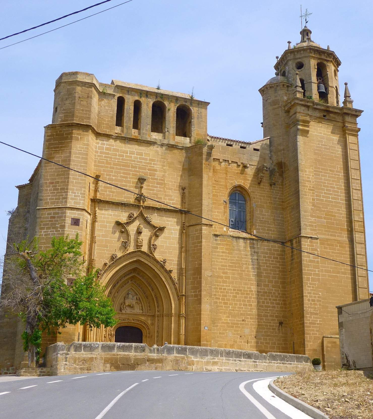 La iglesia de San Martín en Leza