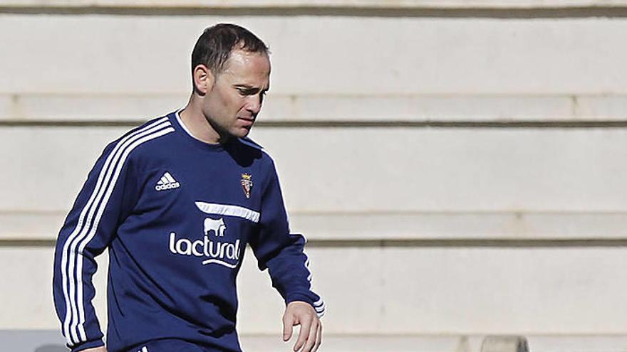 Nino se entrena de forma parcial con el grupo