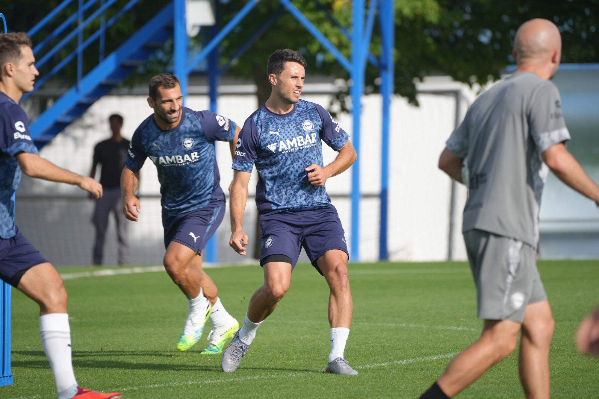 En imágenes: El Alavés se ejercita en Ibaia durante el parón de selecciones