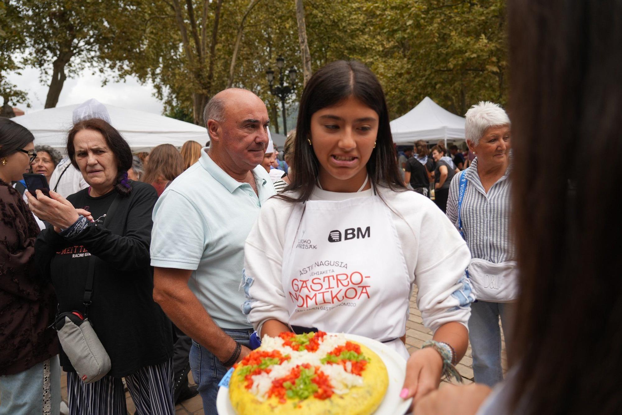 En imágenes: El certamen gastronómico de tortilla de patatas