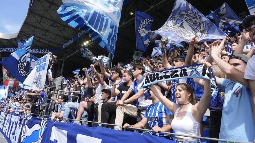 Mendizorroza sostiene al Alavés