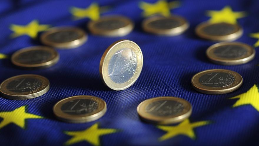La deuda de la eurozona baja en el primer trimestre al 95,6% del PIB