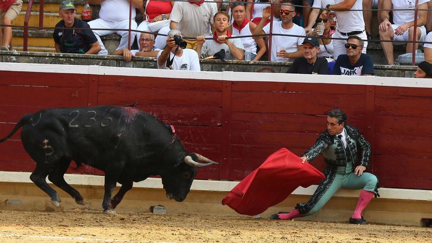 Fotos de la tercera corrida de toros de fiestas de Tafalla