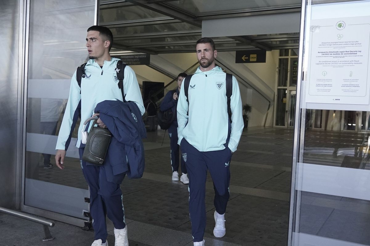 El Athletic vuelve a Bilbao desde Dortmund