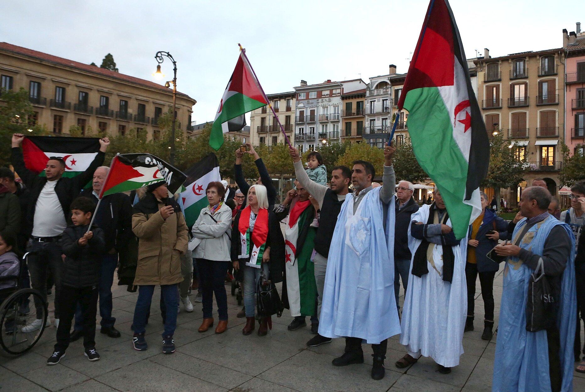 Imágenes de sobre la concentración en apoyo al pueblo saharaui