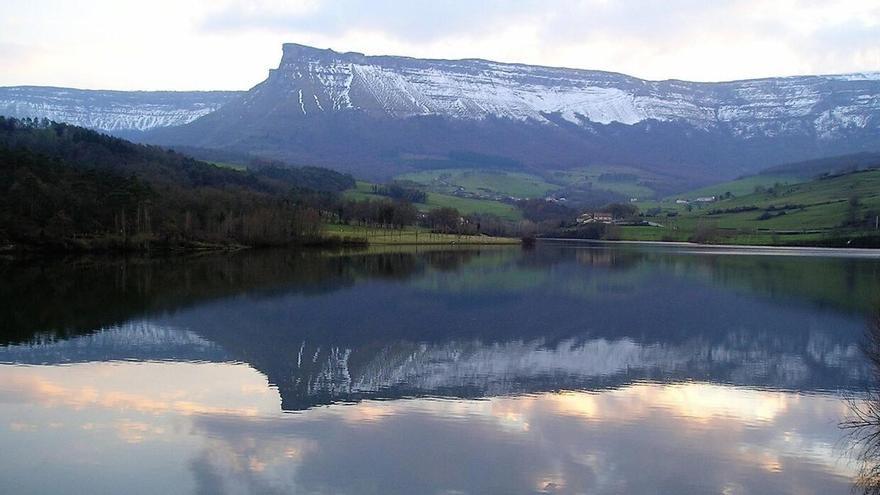 La ruta de Álava entre un embalse escondido y pueblos medievales que enamora a ‘National Geographic’