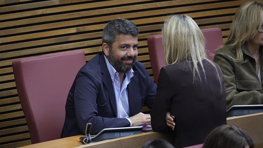 Mazón dice que tiene "derecho a saber si se le sigue investigando o no en la causa sobre la dana"