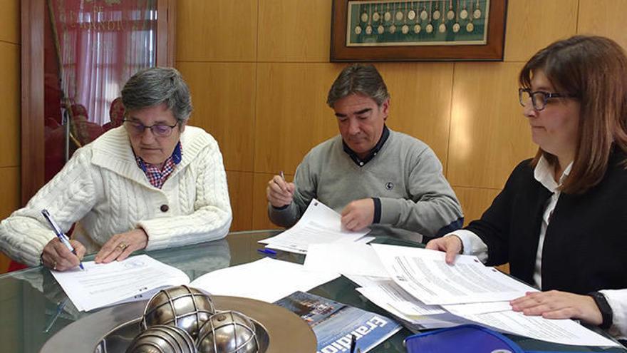 Blanca Estrella Ruiz, Joseba Goikouria y Maite Pérez.Foto: M. Hernández