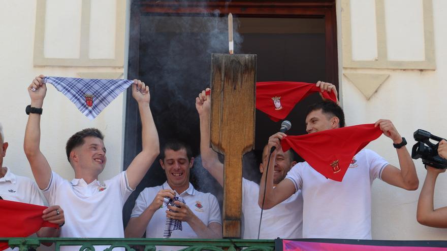 El ascenso del CD Aoiz se celebra a lo grande con un chupinazo candente