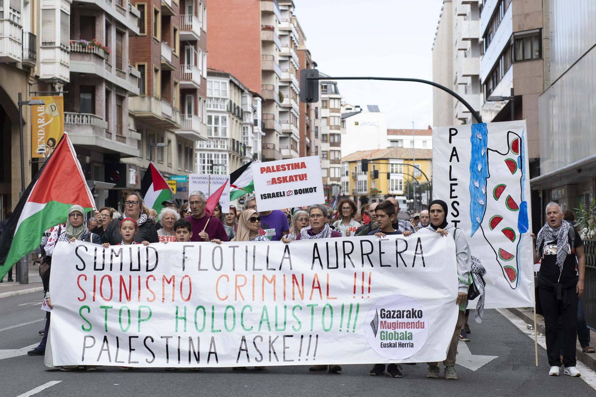 En imágenes: Vitoria se manifiesta en apoyo del pueblo palestino