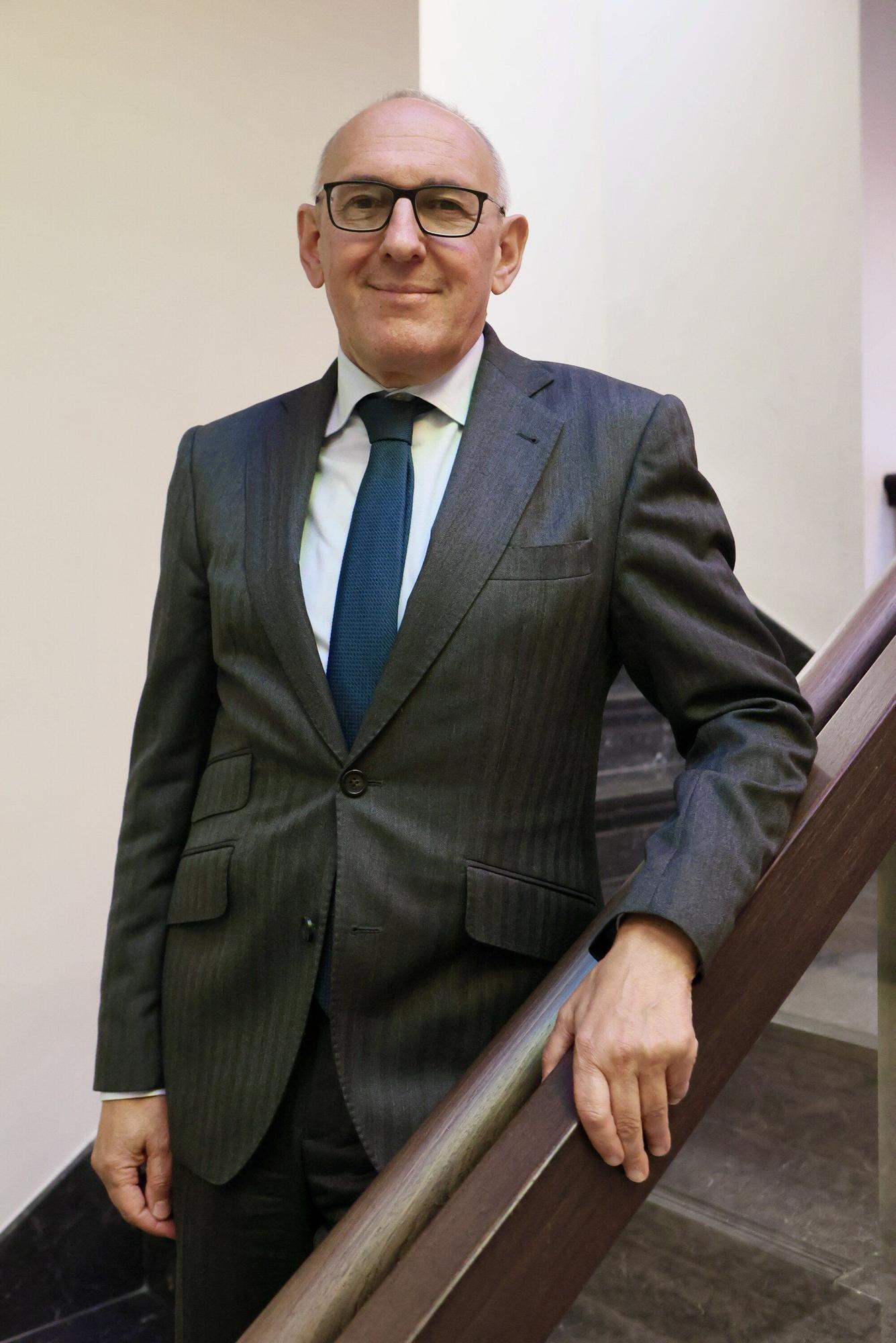 González, en el interior del palacio foral.