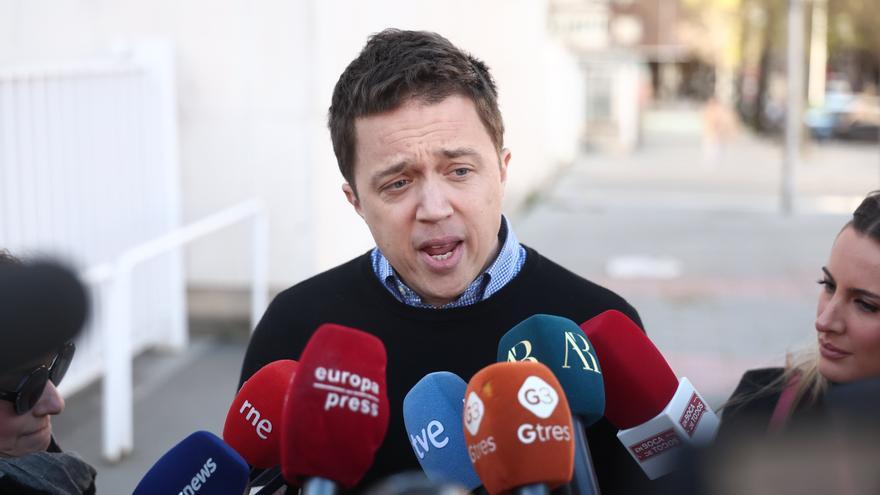 Íñigo Errejón dice que tiene que "poner límite" a las difamaciones y calumnias de Mouliaá