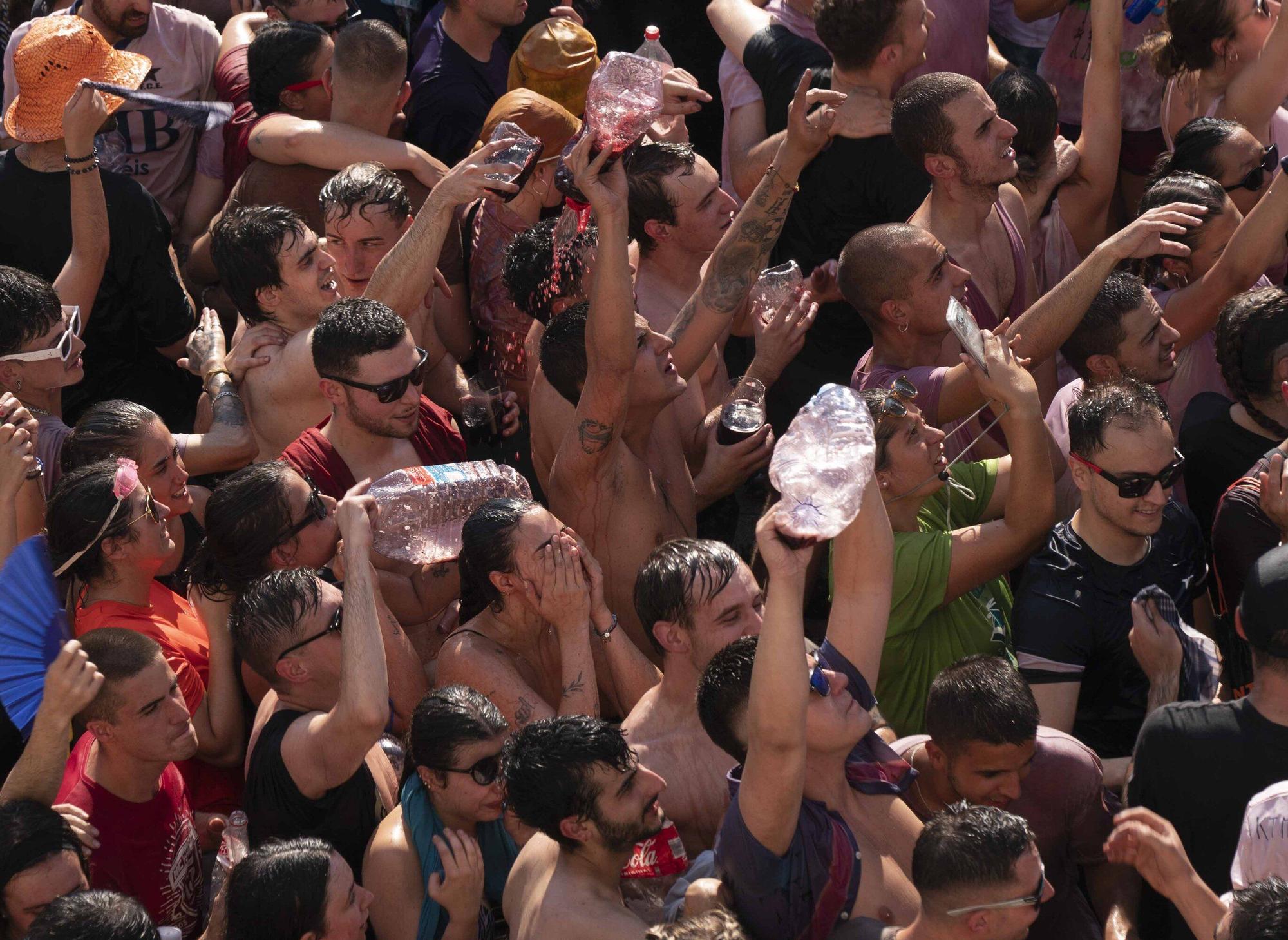 En imágenes: Así ha sido la bajada de Celedón en 2025