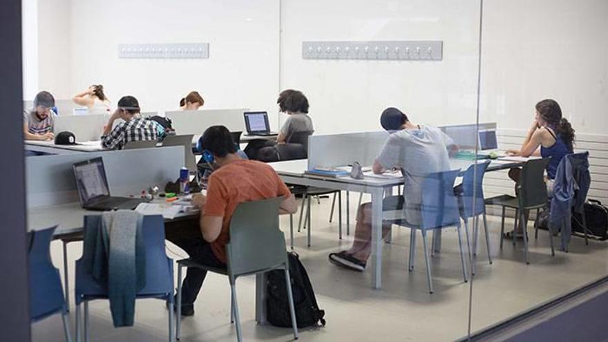 Los vascos requieren menos esfuerzo económico para afrontar la Universidad