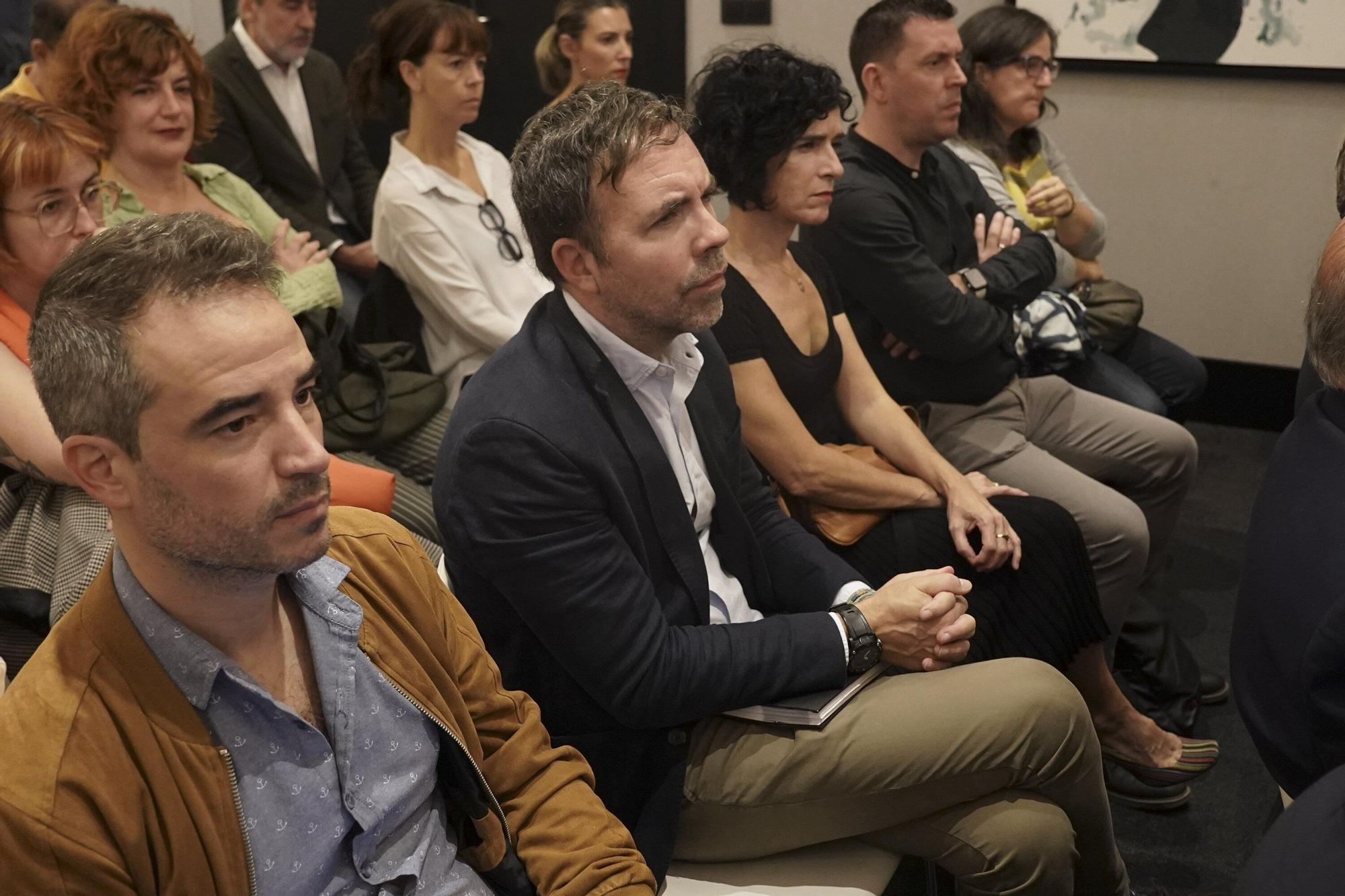 Todas las imágenes del "Encuentro Deia: Rehabilitación y vivienda"