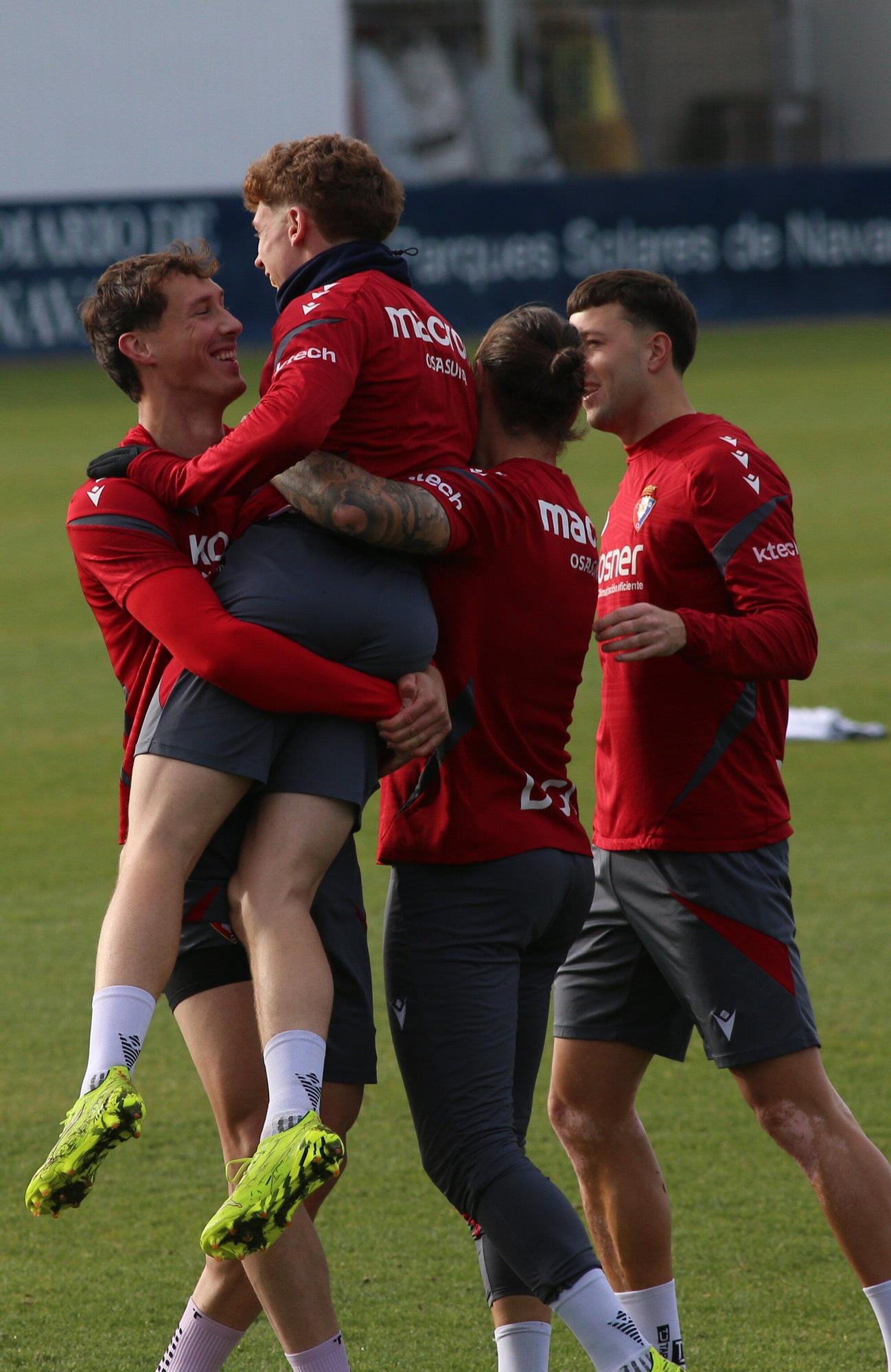 Fotos del entrenamiento en Tajonar en la víspera del Osasuna - Levante