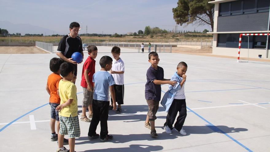 Construir la cubierta del patio del colegio Huertas Mayores de Tudela es competencia municipal