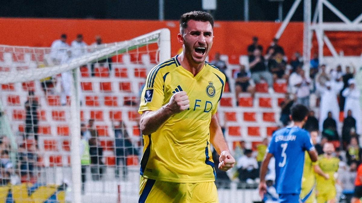 Laporte celebra un gol con el Al-Nassr.