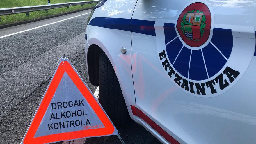 Roba un coche en Bilbao, huye y cuando le dan el alto da positivo en drogas
