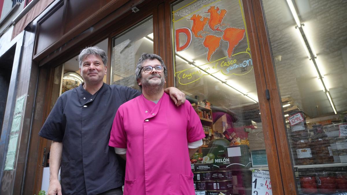Los hermanos Nico y Jaime Viteri frente a Gama Alimentación
