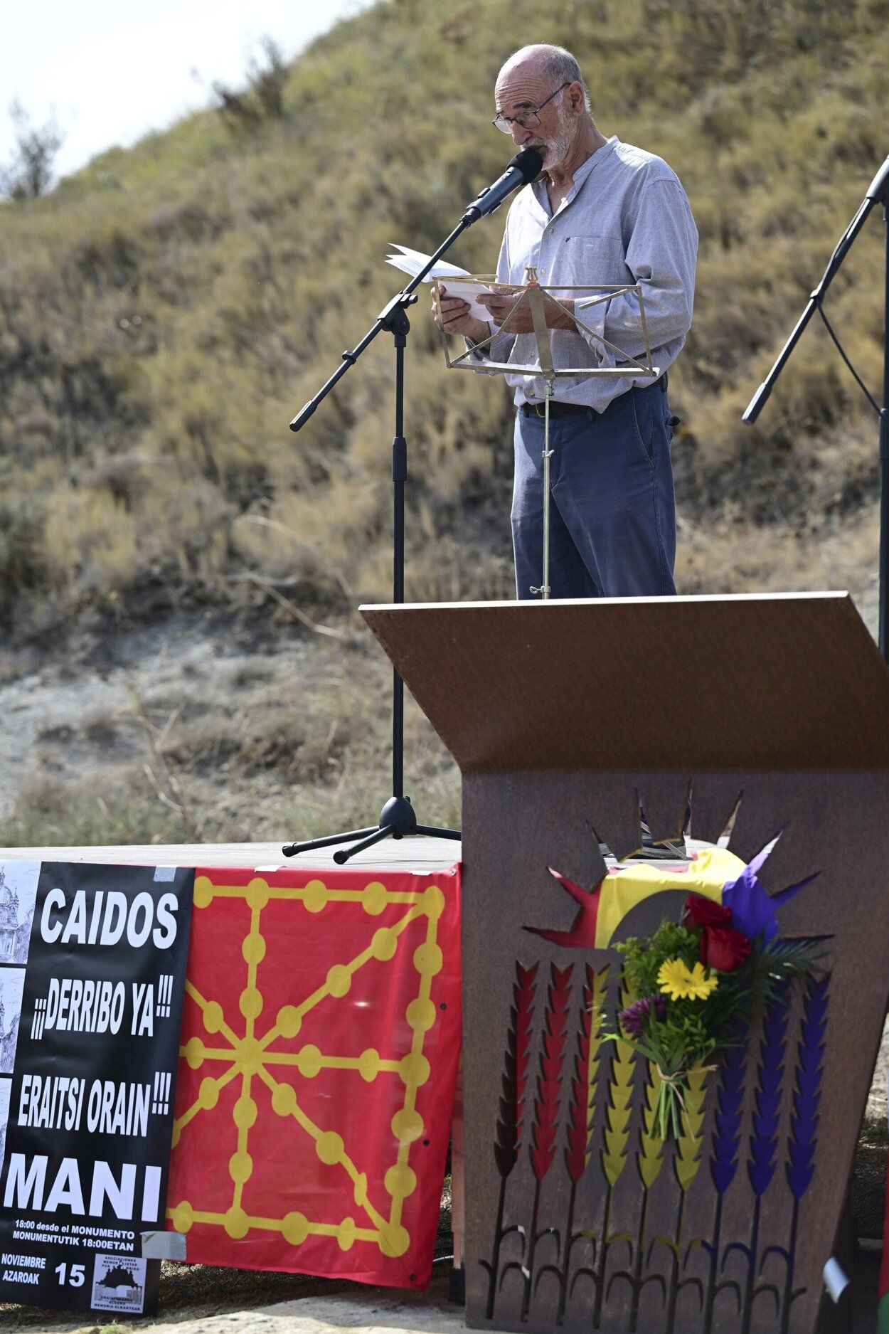 Fotos del homenaje en Ibero a las personas fusiladas durante el franquismo
