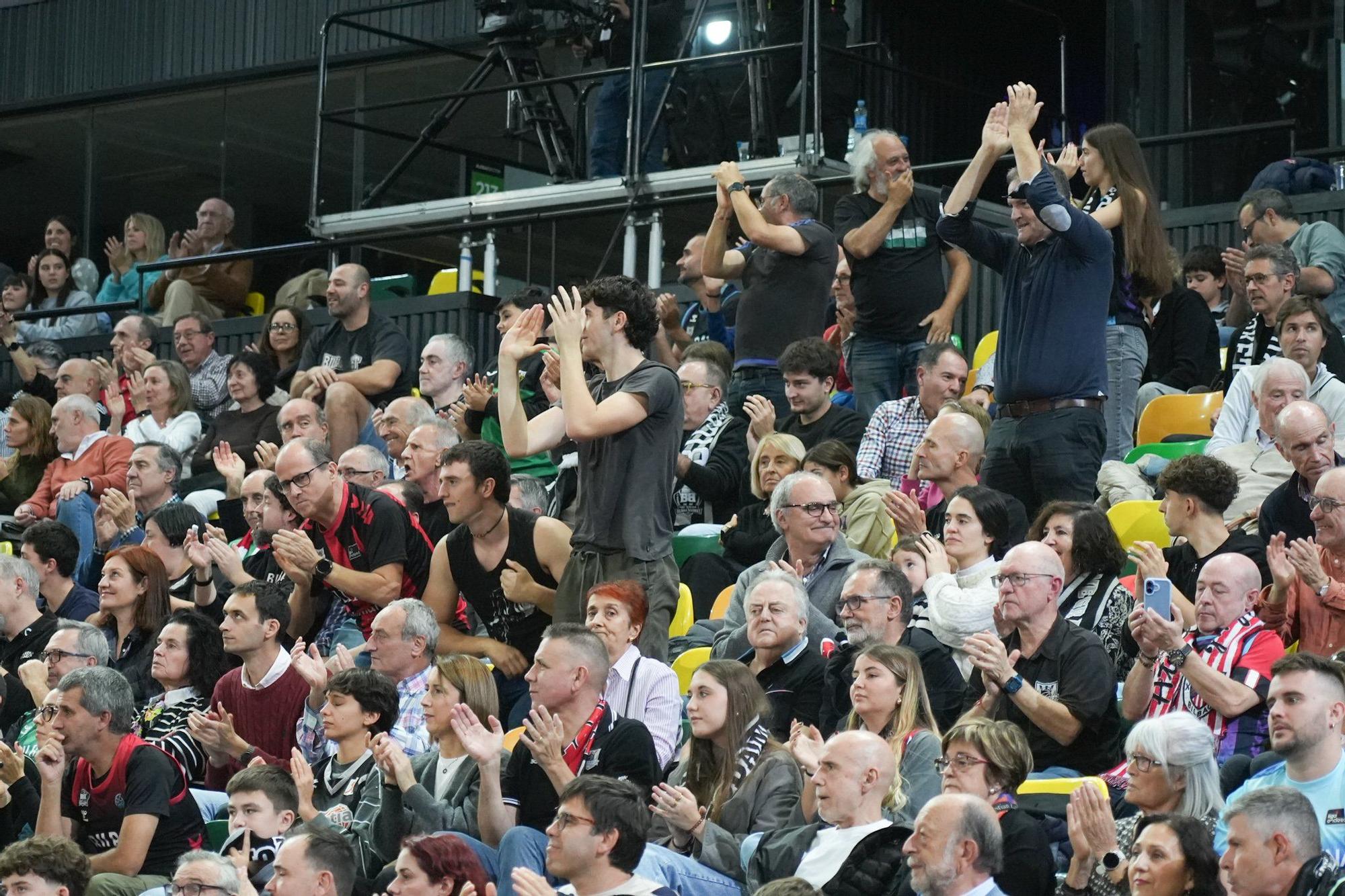 En imágenes: el Surne Bilbao Basket arrolla sin piedad al Zaragoza