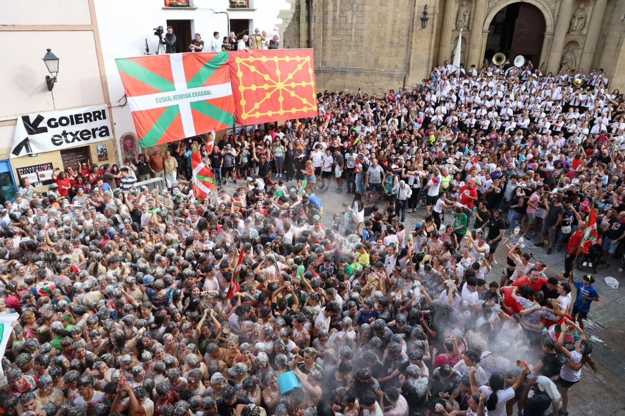 Errenteria da la bienvenida a las fiestas