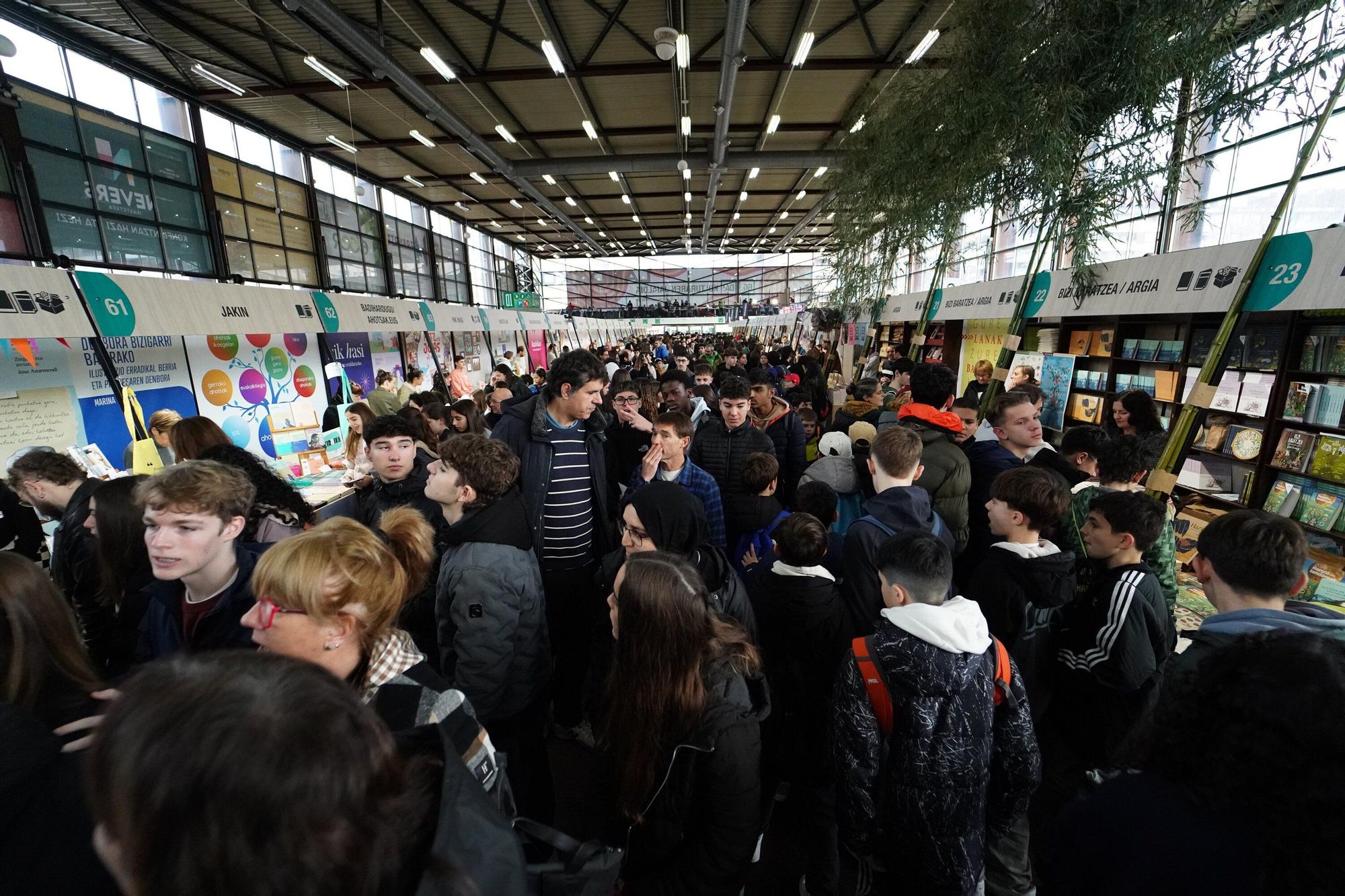 Durangoko Azoka: abre la cita cultural más importante con el Ikasle Eguna