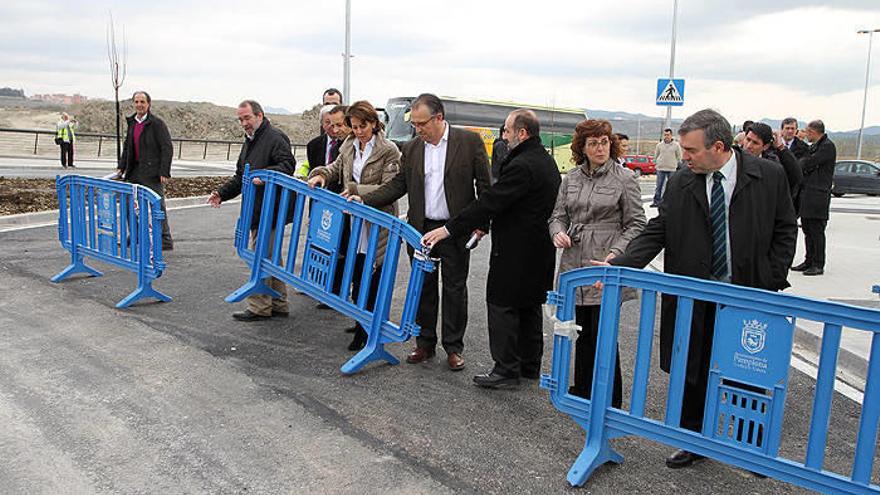 Visita del Ayuntamiento a todas las obras de Lezkairu.